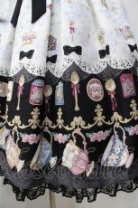 画像4: Angelic Pretty / Rose Tea Gardenジャンパースカート  黒 Y-25-09-07-033-AP-OP-SZ-ZY (4)