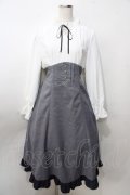 axes femme / ハイウエストドッキングワンピース  白×グレー Y-25-09-07-048-AX-OP-SZ-ZY