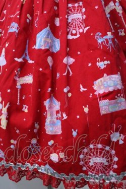 画像4: Angelic Pretty / MAGICAL ETOILEブローチ付ジャンパースカート  赤 Y-25-09-07-028-AP-OP-SZ-ZY