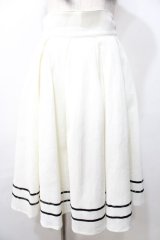 Innocent World / 裾ラインタックフレアースカート M 白 Y-25-09-11-086-IW-SK-SZ-ZY