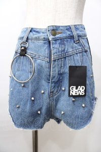 GLAD NEWS / スタッズ付きショートデニムパンツ  デニム Y-25-09-11-107-GL-PA-SZ-ZY