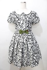 Emily Temple cute /Ladybugワンピース M オフ Y-25-09-11-012-ET-OP-SZ-ZT512