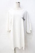 RNA / ロゴメガBIGTシャツ  白 Y-25-09-13-042-PU-TO-SZ-ZY