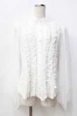 Qutie Frash / 大人パフスリーブブラウス  白 Y-25-09-13-015-QU-BL-SZ-ZY