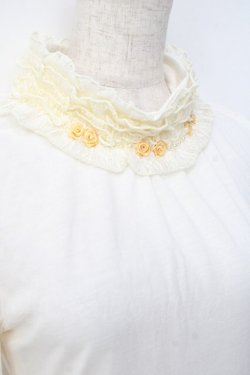 画像4: axes femme / ふりふり薔薇モチーフインナー  生成り Y-25-09-16-029-AX-TO-SZ-ZY