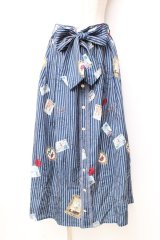axes femme / ボン・ヴォヤージュ柄スカート  紺 Y-25-09-16-077-AX-SK-SZ-ZT409