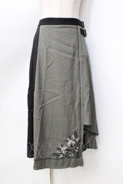画像1: axes femme / 刺繍入バイカラーアシメスカート  グリーン Y-25-09-16-080-AX-SK-SZ-ZY