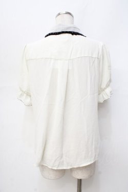 画像3: axes femme POETIQUE / ミッキー&ミニー刺繍襟半袖ブラウス  生成り Y-25-09-16-020-AX-BL-SZ-ZY