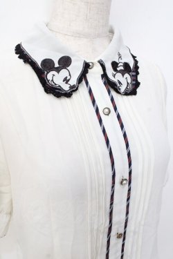 画像4: axes femme POETIQUE / ミッキー&ミニー刺繍襟半袖ブラウス  生成り Y-25-09-16-020-AX-BL-SZ-ZY