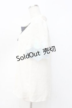 画像2: axes femme / チャーム付きカラー刺繍ブラウス  生成り Y-25-09-16-021-AX-BL-SZ-ZT162