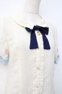 画像4: axes femme / チャーム付きカラー刺繍ブラウス  生成り Y-25-09-16-021-AX-BL-SZ-ZY