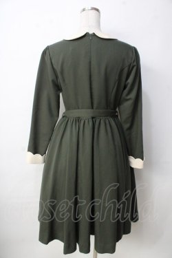 画像2: F&A / ベルト付きクレリック衿ワンピース F グリーン Y-25-09-22-112-LO-OP-SZ-ZY