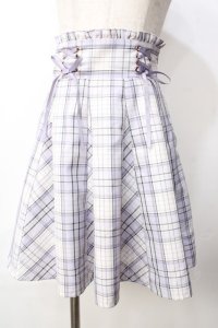 Amavel / ダブルレースアップはぎフレアチェックスカート  ラベンダー Y-25-09-22-140-CA-SK-SZ-ZY