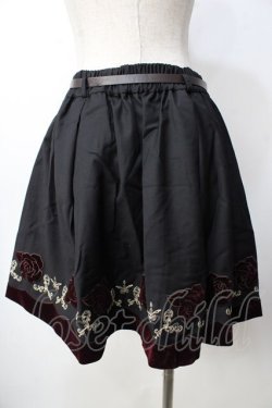画像2: axes femme POETIQUE / 薔薇ベロア刺繍ミニスカート  黒 Y-25-09-22-141-AX-SK-SZ-ZY