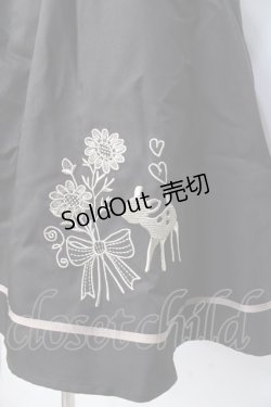 画像5: axes femme / バンビ刺繍ジャンパースカート  黒 Y-25-09-25-101-AX-OP-SZ-ZY