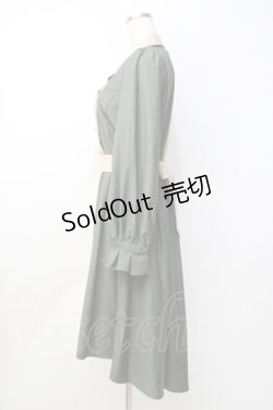 画像2: axes femme POETIQUE / バイカラースロライプワンピース  カーキ Y-25-09-25-112-AX-OP-SZ-ZY