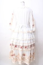 画像2: PINK HOUSE / ローズチュールレース使いパッチワーク風ワンピース  白 Y-25-09-30-008-LO-OP-AS-ZY (2)