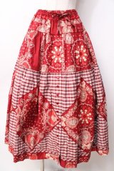 PINK HOUSE / バンダナプリントパッチワーク風スカート F 赤 Y-25-09-30-022-LO-SK-SZ-ZY