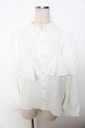 axes femme / ケープ風フリルブラウス  白 Y-25-10-03-063-AX-BL-SZ-ZY