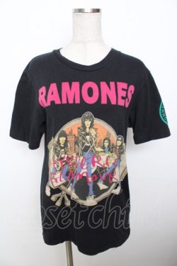 画像1: HYSTERIC GLAMOUR / RAMONNES Tシャツ  黒 Y-25-10-03-090-PU-TO-SZ-ZY