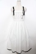 axes femme / バックリボンストライプジャンパースカート  白 Y-25-10-03-114-AX-OP-SZ-ZY