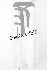 axes femme / チャイナボタンバイカラースカート  白 Y-25-10-03-156-AX-OP-SZ-ZI