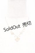 axes femme / フラワーモチーフパールネックレス  ゴールド Y-25-10-03-003-AX-AC-HR-ZY