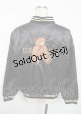 ATSUKI ONISHI / くま刺繍サテンブルゾン  黒 Y-25-10-06-051-LO-JA-SZ-ZY