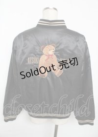 ATSUKI ONISHI / くま刺繍サテンブルゾン  黒 Y-25-10-06-051-LO-JA-SZ-ZY