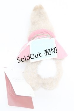 画像2: PINK HOUSE / PETER RABBIT Cherry Berry Rabbits　ブローチ  赤 Y-25-10-10-001-LO-TO-SZ-ZY