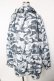 画像1: NieR Clothing / カモフラダウンパーカー  グレー Y-25-10-10-095-PU-CO-SZ-ZY (1)