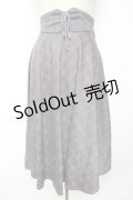 F&A / フロントレースアップチェックフレアースカート F グレー Y-25-10-10-162-LO-SK-SZ-ZY