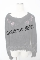 axes femme / ローズ刺繍フェザーニット  黒 Y-25-10-13-047-AX-TO-SZ-ZI