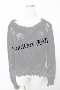 axes femme / ローズ刺繍フェザーニット  黒 Y-25-10-13-047-AX-TO-SZ-ZI