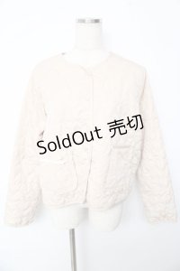 m petit by misako / サンリオキャラクターズコラボ シナモロール タフタハートキルトジャケット L 淡薄橙 Y-25-10-13-059-LO-JA-SZ-ZY