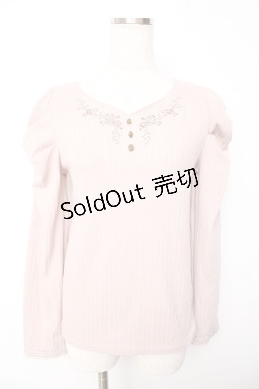 画像1: axes femme / 刺繍入マトンスリーブリブプルオーバー F ベージュ Y-25-10-13-019-AX-TS-SZ-ZI (1)