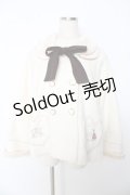 Amavel / シンデレラ刺繍入りBACKフリルポンチョコート F アイボリー Y-25-10-16-107-CA-CO-SZ-ZY