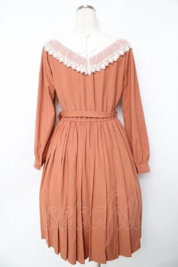 画像2: axes femme POETIQUE / ベルト付きプリーツワンピース M オレンジ Y-25-10-16-125-AX-OP-SZ-ZY