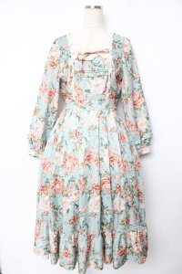 axes femme / ブルームフラワー柄ワンピース F グリーン Y-25-10-16-132-AX-OP-SZ-ZI