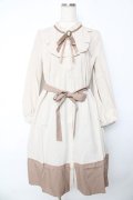 axes femme / ブローチ付バイカラーワンピース M ベージュ Y-25-10-16-134-AX-OP-SZ-ZY