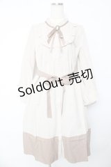 axes femme / ブローチ付バイカラーワンピース M ベージュ Y-25-10-16-134-AX-OP-SZ-ZI