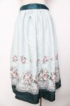 画像2: 【SALE】axes femme / ローズブーケ柄ミディスカート M グリーン Y-25-10-16-144-AX-SK-SZ-ZT140 (2)