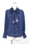 画像1: axes femme / サクラ刺繍リボンブラウス F 紺 Y-25-10-18-064-AX-BL-SZ-ZI (1)