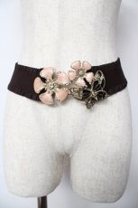 画像2: axes femme / お花×蝶モチーフゴムベルト  ゴールド Y-25-10-18-027-AX-ZA-SZ-ZT644-F004 (2)