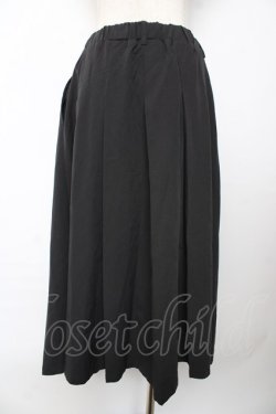 画像2: KMK / 切替チェックレイヤードプリーツスカート  黒×赤 Y-25-10-18-190-PU-SK-SZ-ZY