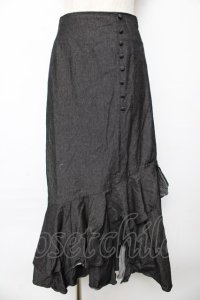 axes femme / クルミ釦付デニムスカート F 黒 Y-25-10-18-202-AX-SK-SZ-ZI