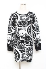 KILL STAR / My Eye Sweater Dress S 白×黒 Y-25-10-20-056-SL-OP-SZ-ZY