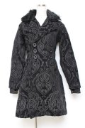 POIZEN INDUSTRIES / 刺繍コート S 黒 Y-25-10-20-096-PU-CO-SZ-ZY