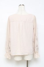 画像2: axes femme / 花刺繍×チュールブラウスプルオーバー M 生成り Y-25-10-25-041-AX-BL-SZ-ZI (2)