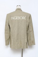 INGEBORG / ロゴプリントジャケット F カーキベージュ Y-25-10-25-081-LO-JA-SZ-ZY